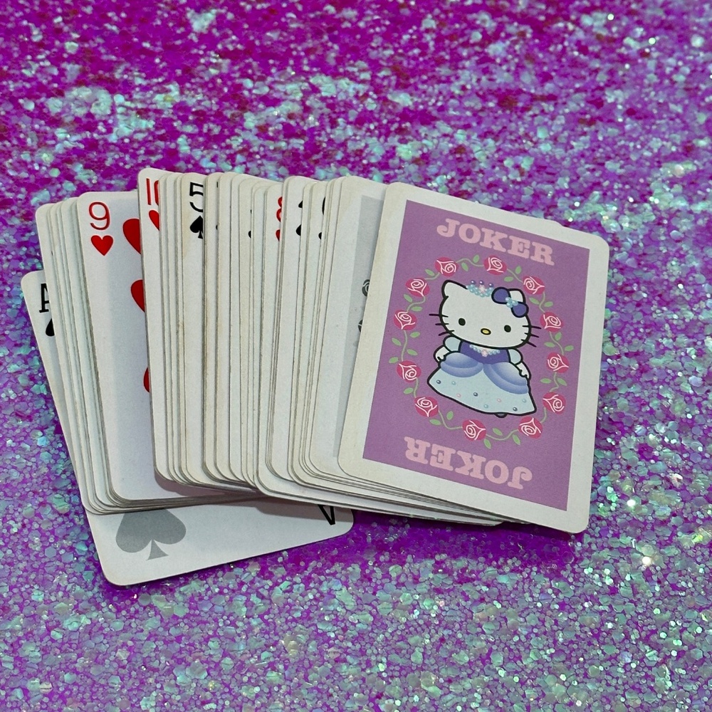 Vintage Hello Kitty Princess Playing Cards w/ Original Case: Sanrio 2000 - Picture 3 of 3